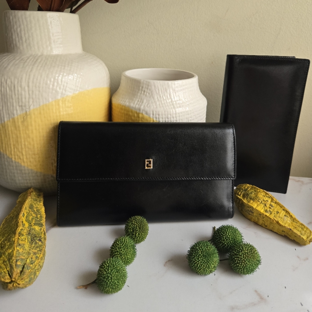 Vintage Fendi Long Continental Leather Wallet With Checkbook VGUC